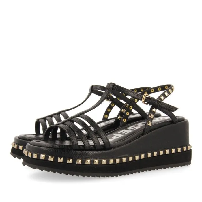 BLACK PLATFORM SANDALS WITH STUD DETAIL FOR WOMEN KLANKEK