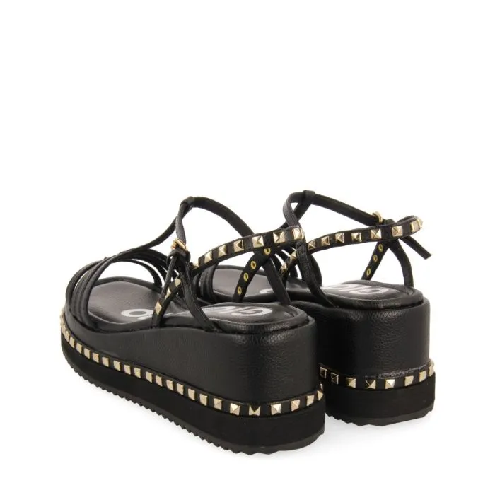 BLACK PLATFORM SANDALS WITH STUD DETAIL FOR WOMEN KLANKEK