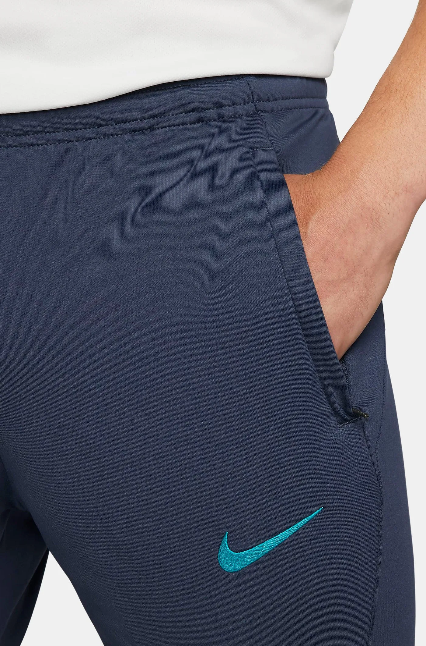 FC Barcelona 23/24 Training Pants - High-quality Performance Gear for True Fans