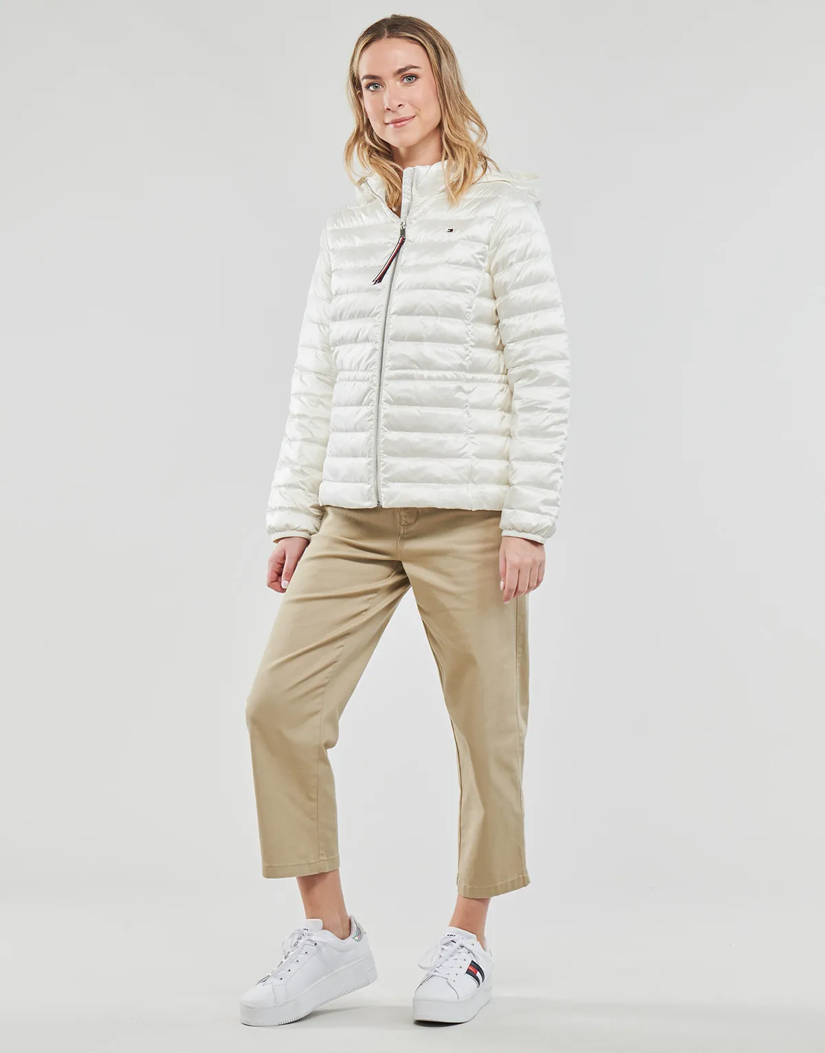 feminine lightweight down jacket