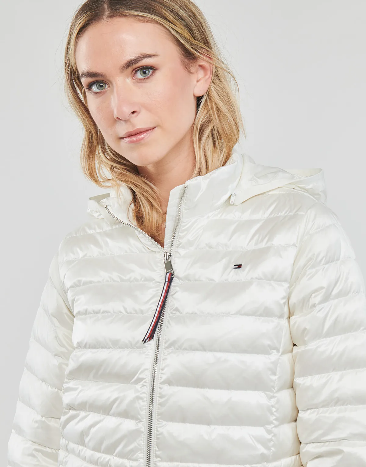 feminine lightweight down jacket