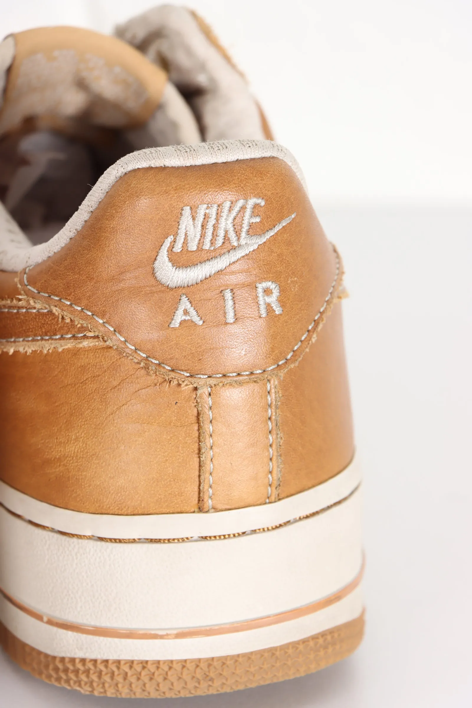 NIKE Air Force 1 Premium Brown Leather Sneakers (9)