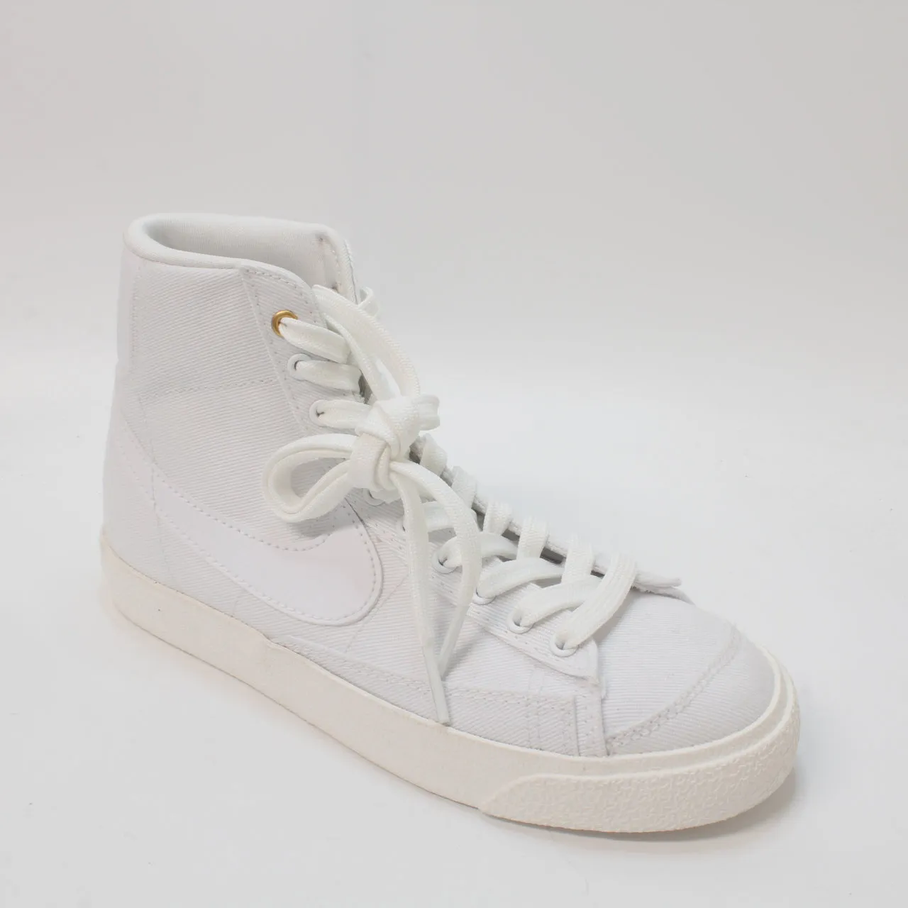 Nike Blazer Mid 77 White Canvas UK Size 3