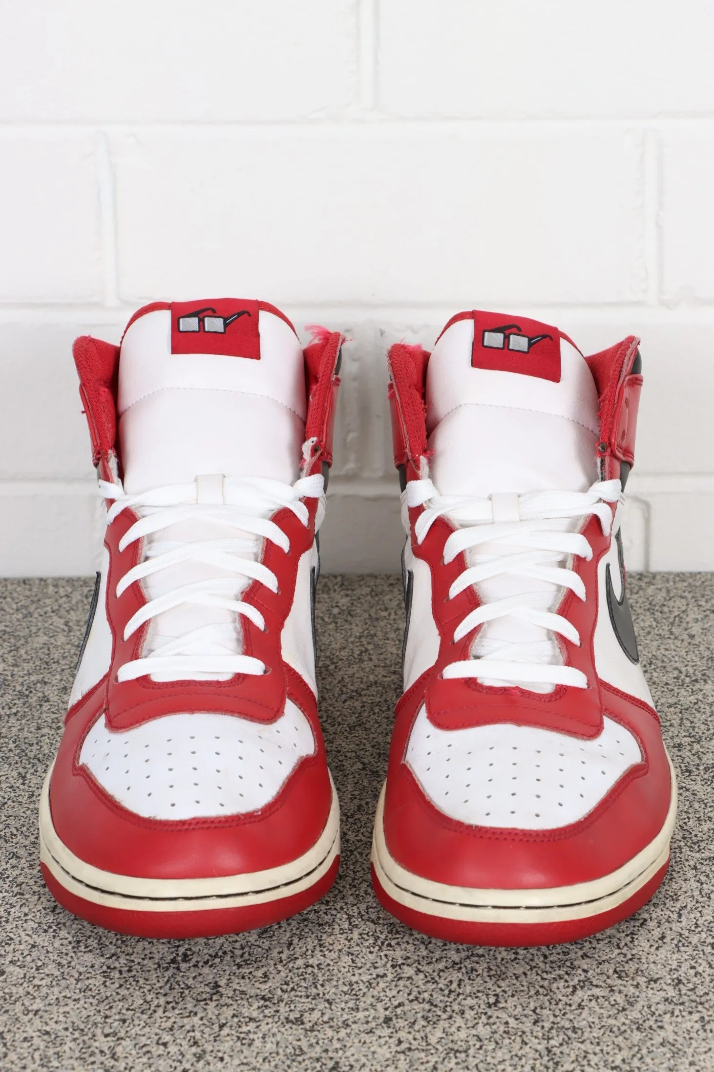 Spike Lee Nike High Chicago Bulls Sneakers size 12.