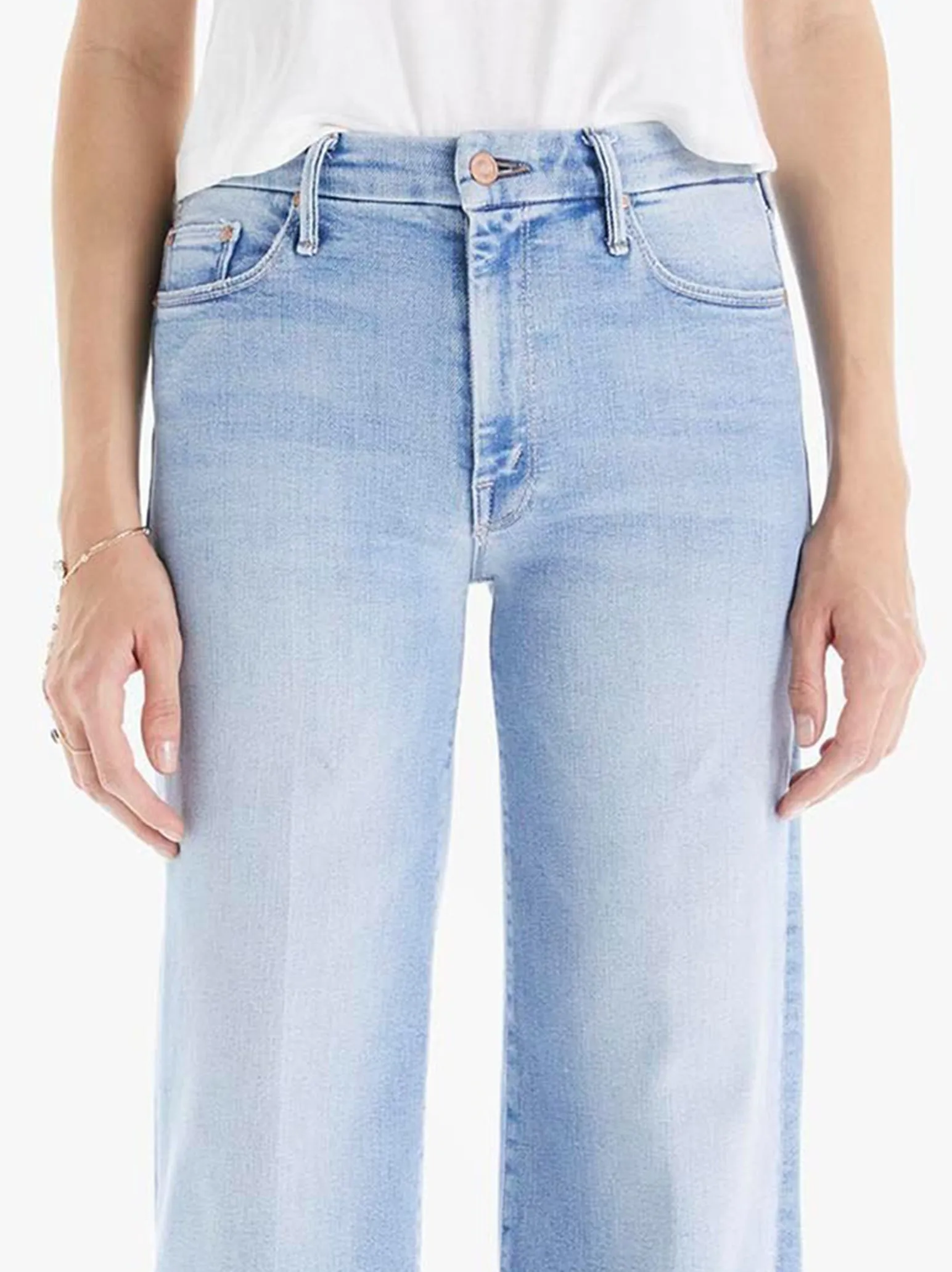 The Roller Jean - Discover the Perfect Pair of Denim for Effortless Style & Comfort. Shop Now!