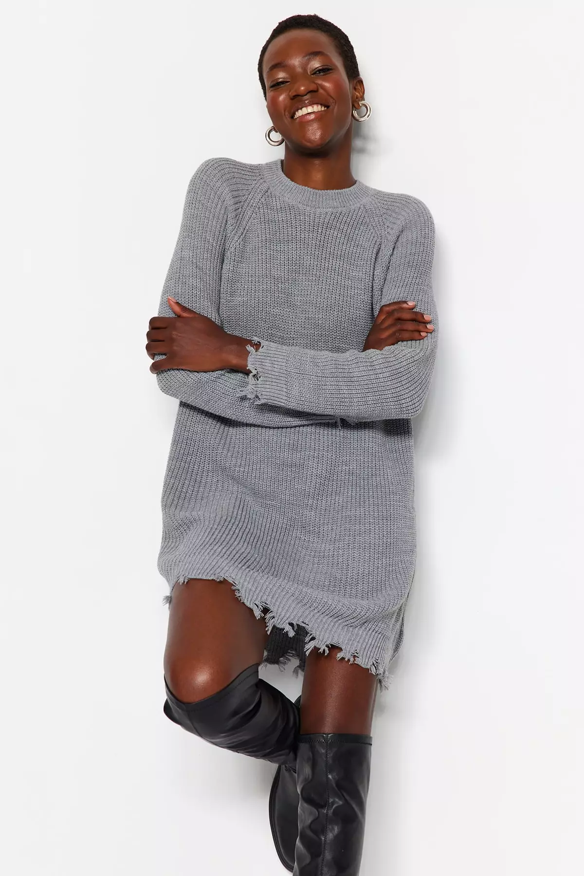 Trendyol Gray Mini Knitwear Dress with Flow Detail and Raglan Sleeves