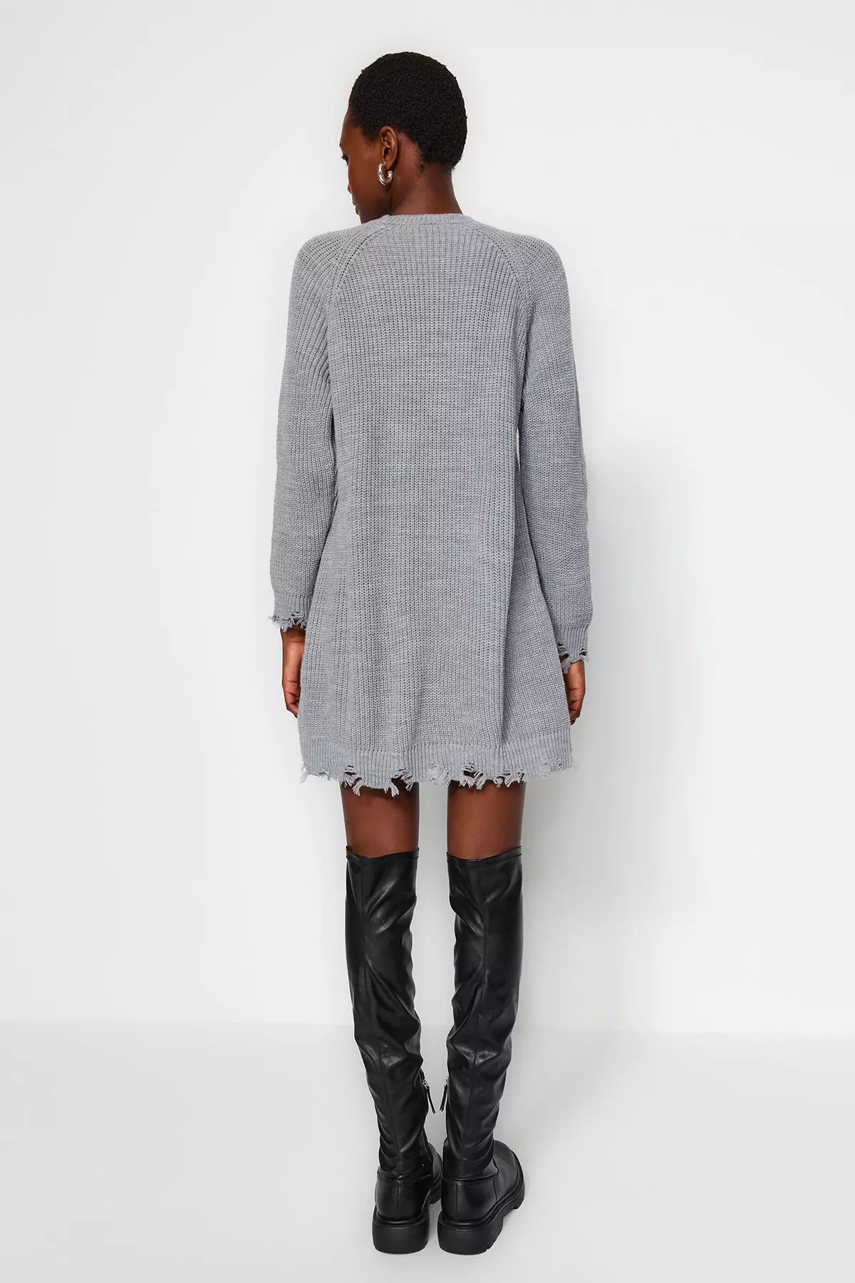 Trendyol Gray Mini Knitwear Dress with Flow Detail and Raglan Sleeves