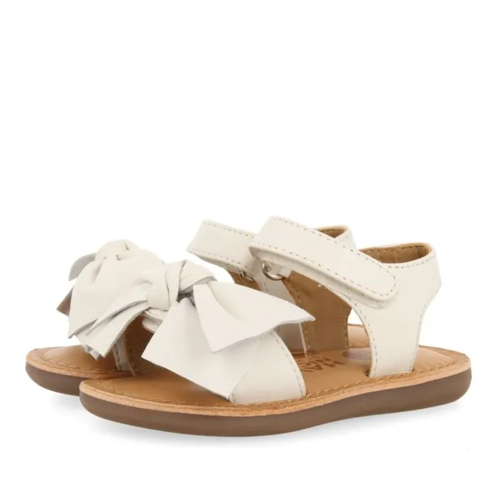 WHITE LEATHER SANDALS WITH BOW FOR BABY ITALA